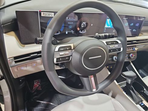 New 2026 Hyundai Tucson SE image 15