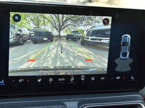 Used 2025 Ford Mustang Premium image 27