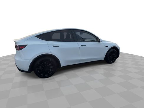 Used 2021 Tesla Model Y Long Range AWD/4WD image 8