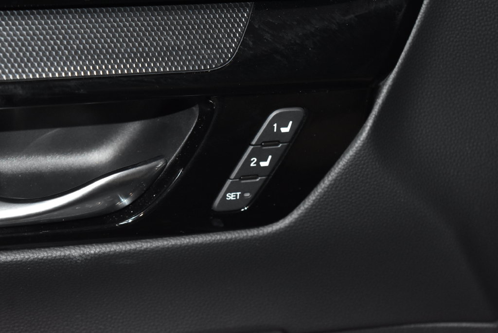 Used 2024 Honda CR-V EX-L image 5