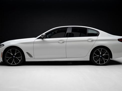 Used 2023 BMW M550i xDrive AWD/4WD image 17