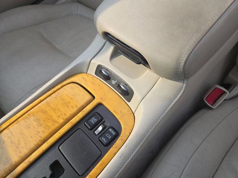 Used 2002 Lexus SC 430 Convertible RWD image 19