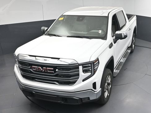 Used 2023 GMC Sierra 1500 SLT w/ SLT Premium Package image 32