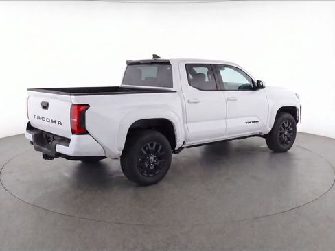 Certified 2025 Toyota Tacoma SR5 image 8