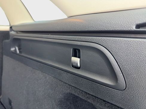 Used 2022 Mercedes-Benz GLC 300 image 19