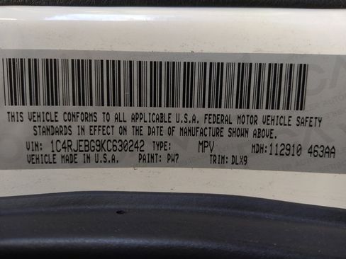 Used 2019 Jeep Grand Cherokee Limited w/ Luxury Group II RWD image 33