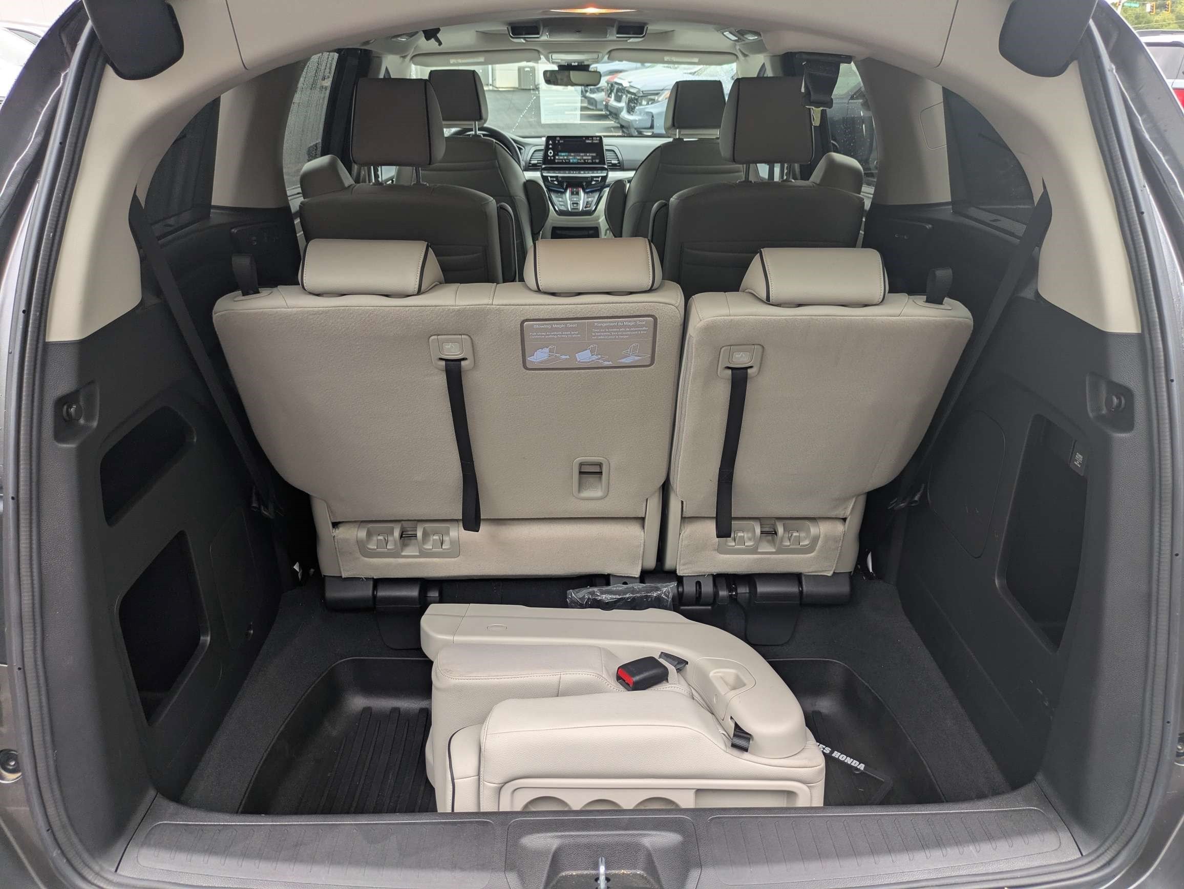 Certified 2026 Honda Odyssey Touring image 18
