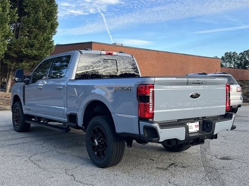 New 2026 Ford F250 Lariat w/ Black Appearance Package image 28