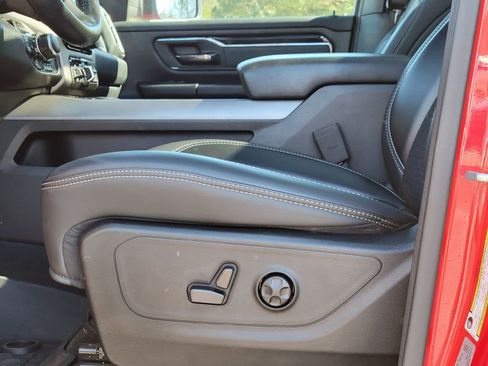 Used 2021 RAM 1500 Big Horn w/ Built-to-serve Edition image 23