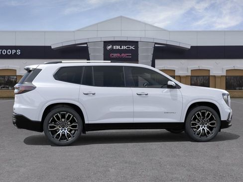 New 2026 GMC Acadia Denali Ultimate w/ LPO, Floor Liner Package AWD/4WD image 5