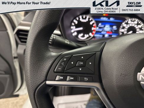 Used 2023 Nissan Altima 2.5 SV image 19