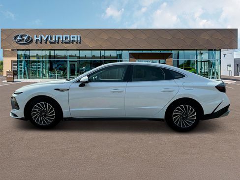 New 2025 Hyundai Sonata SEL image 3