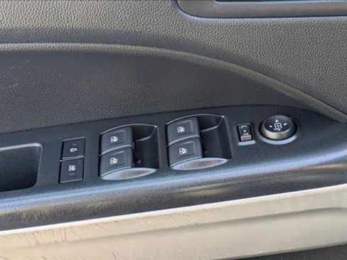 Used 2021 Chevrolet Colorado ZR2 image 11