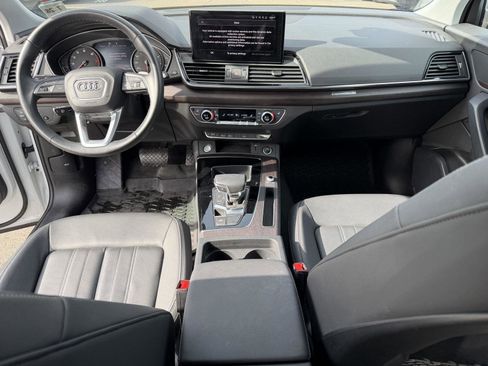 Used 2023 Audi Q5 2.0T Premium w/ Convenience Package image 16