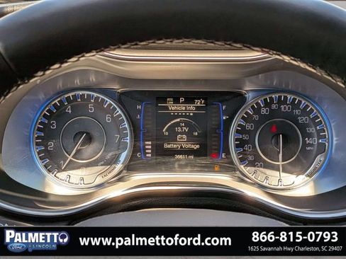 Used 2016 Chrysler 200 Limited w/ Anniversary Edition FWD image 25