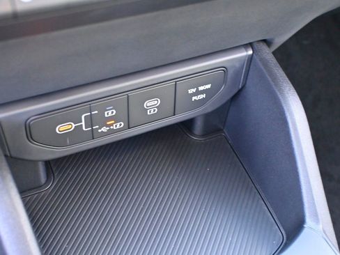 Used 2025 Kia K4 LXS image 7