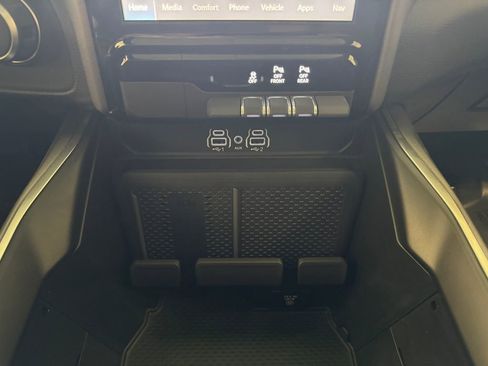 New 2026 RAM 1500 Big Horn AWD/4WD image 27