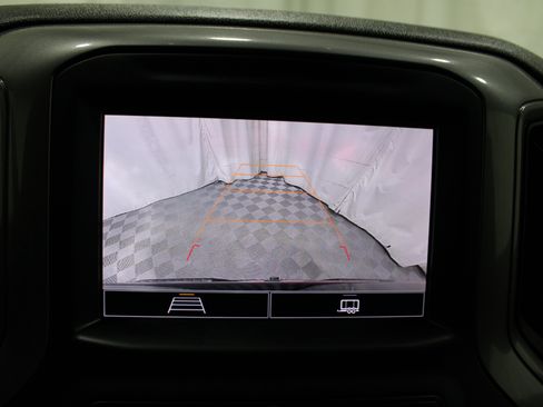 Used 2022 Chevrolet Silverado 1500 Custom image 18