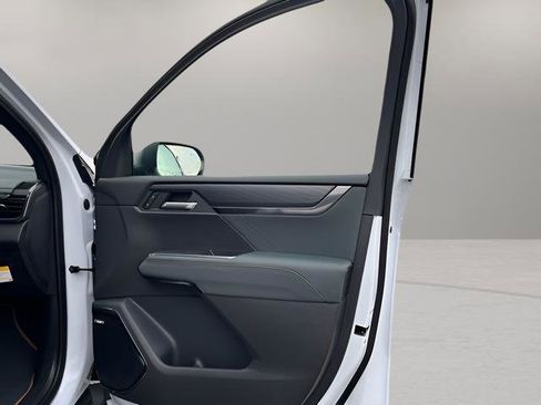 New 2026 GMC Acadia AT4 w/ Super Cruise Package image 37