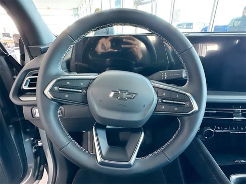 New 2026 Chevrolet Traverse LT w/ Midnight/Sport Edition image 7