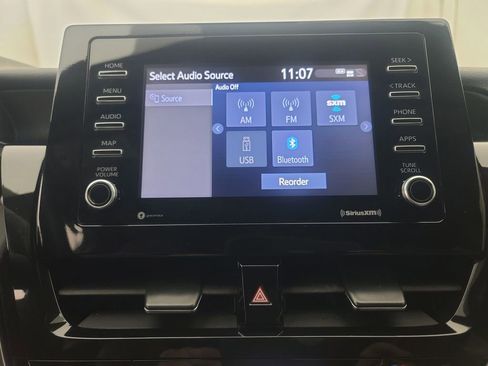 Used 2022 Toyota Camry SE w/ Cold Weather Package image 31