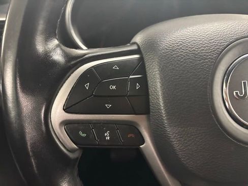 Used 2022 Jeep Grand Cherokee Laredo X RWD image 23