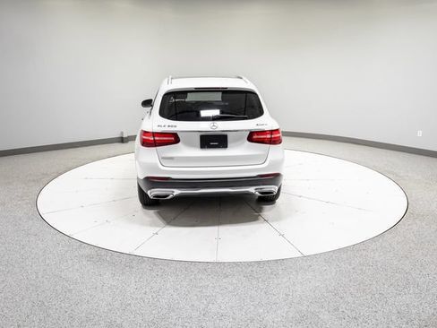 Used 2019 Mercedes-Benz GLC 300 4MATIC image 30