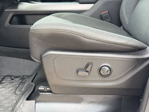 Used 2023 RAM 1500 Lone Star AWD/4WD image 14