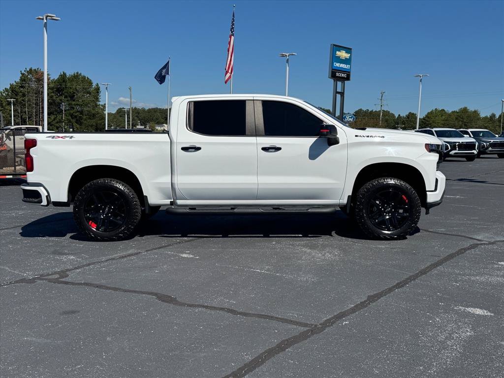 Used 2021 Chevrolet Silverado 1500 RST w/ Redline Edition AWD/4WD image 2