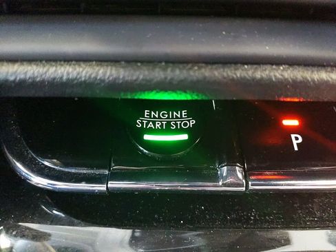 Certified 2025 Lincoln Corsair Grand Touring AWD/4WD image 23