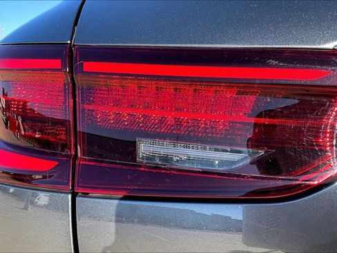 Certified 2025 INFINITI QX50 Luxe image 40