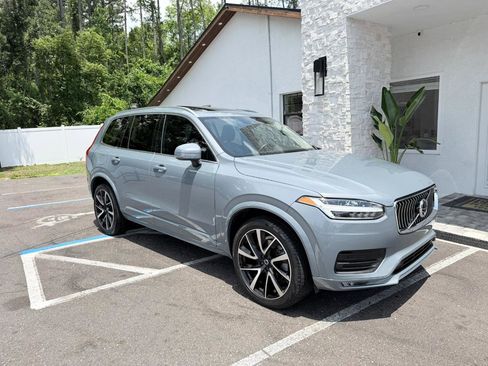 Used 2022 Volvo XC90 T6 Momentum w/ Protection Package Premier AWD/4WD image 20