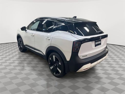 Certified 2025 Nissan Kicks SR w/ SR Premium Package image 5