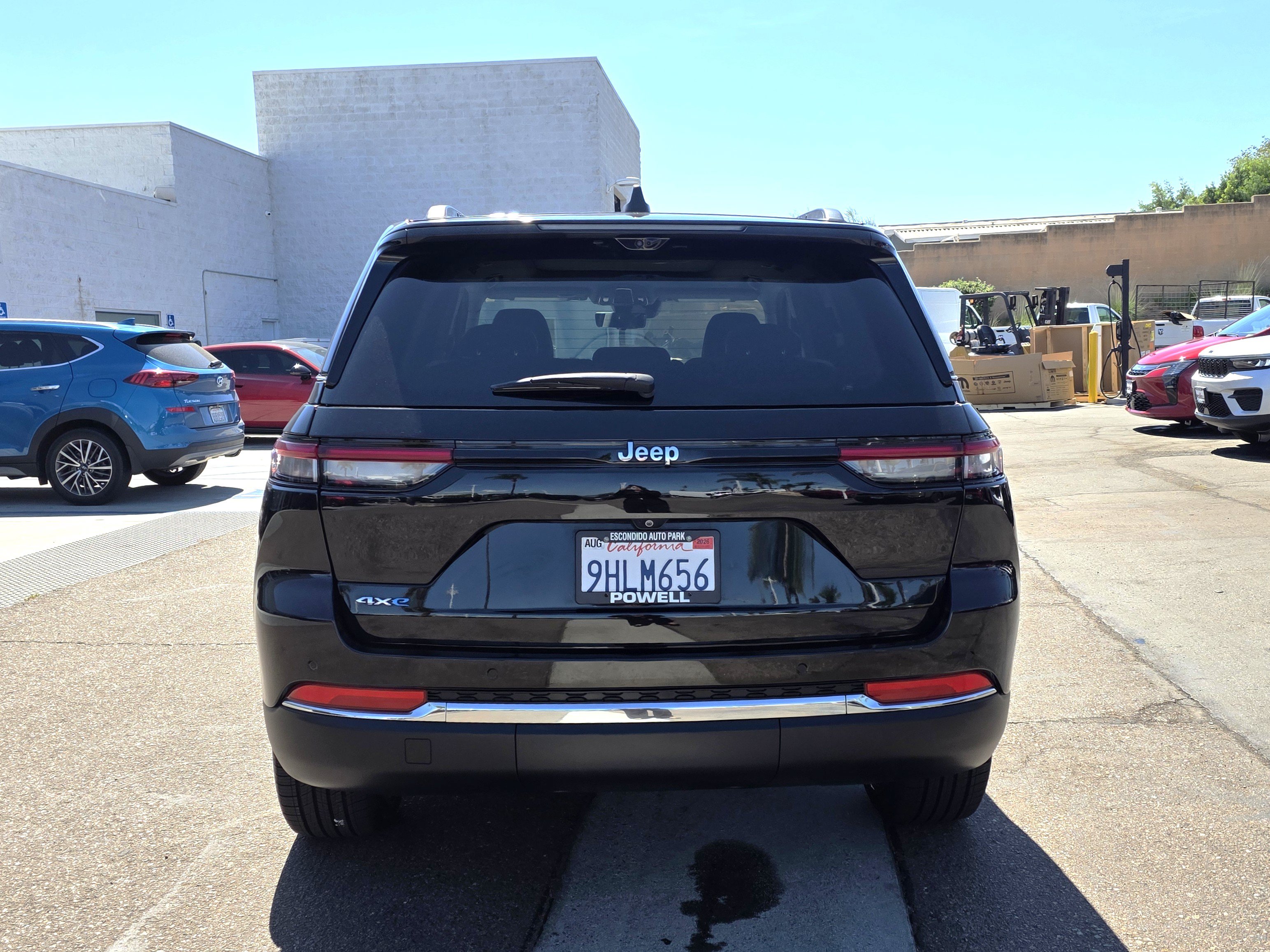 Certified 2023 Jeep Grand Cherokee 4WD 4xe w/ Luxury Tech Group II image 4