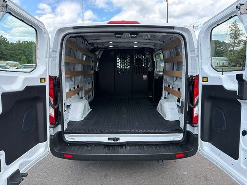 Used 2025 Ford Transit 250 Low Roof w/ Exterior Upgrade Package RWD image 21