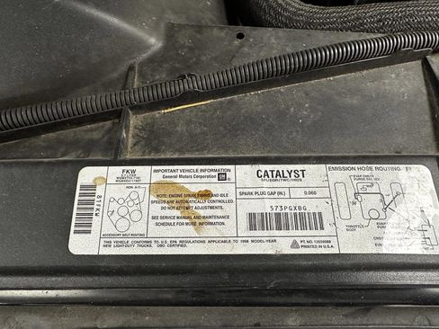 Used 1998 Chevrolet Silverado 1500 4x4 Extended Cab w/ Preferred Equipment Group 2 image 56