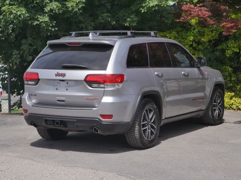 Used 2020 Jeep Grand Cherokee Trailhawk AWD/4WD image 28