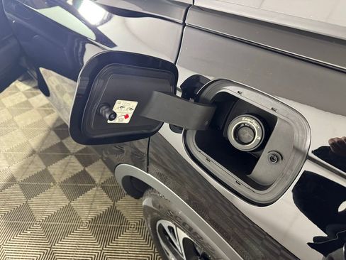 New 2026 Lincoln Nautilus Premier w/ Equipment Group 102A image 15