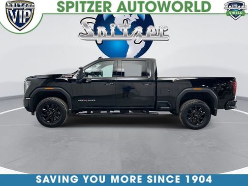 Used 2024 GMC Sierra 2500 AT4 w/ Technology Package image 8