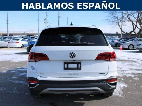 Used 2022 Volkswagen Taos SEL image 4