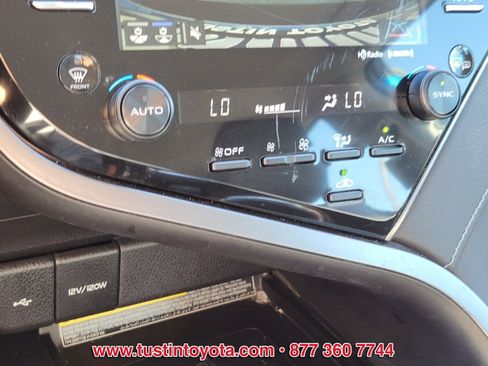 Certified 2020 Toyota Camry XSE image 21