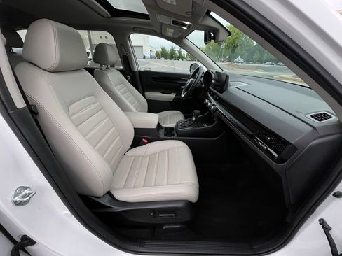 Certified 2024 Honda CR-V EX-L image 32