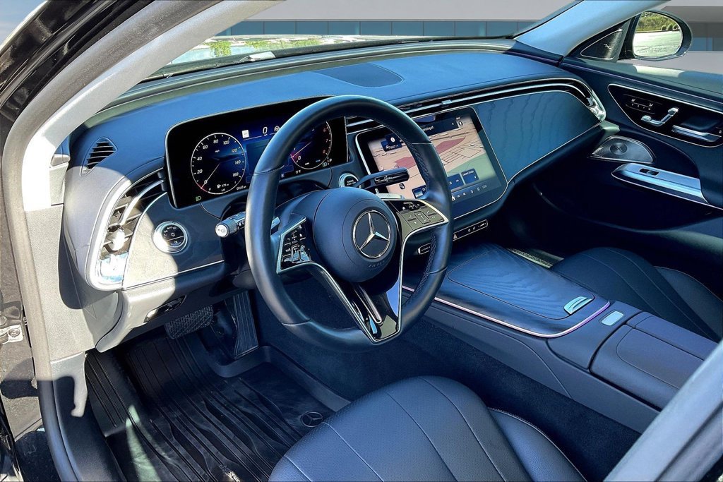 Used 2024 Mercedes-Benz E 450 4MATIC All-Terrain Wagon image 17