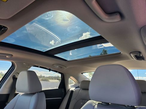 New 2025 Hyundai Sonata Limited image 21