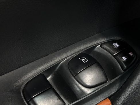 Used 2020 Nissan Rogue SL AWD/4WD image 22