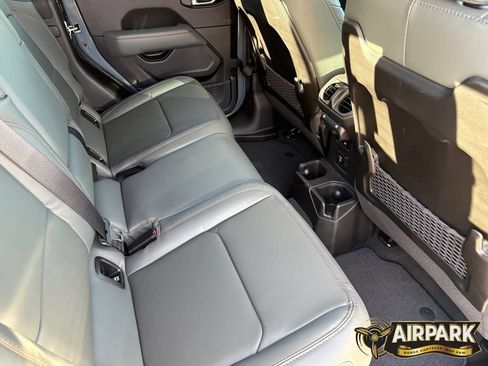 New 2026 Jeep Gladiator Mojave AWD/4WD image 12