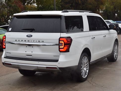 Used 2022 Ford Expedition Max Limited image 8