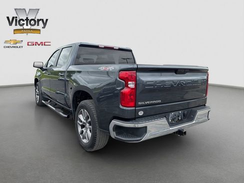 Used 2022 Chevrolet Silverado 1500 LT AWD/4WD image 4