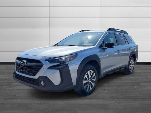 Certified 2025 Subaru Outback Premium w/ Popular Package #1A AWD/4WD image 7