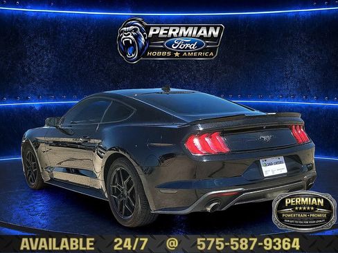 Used 2020 Ford Mustang Coupe RWD image 3